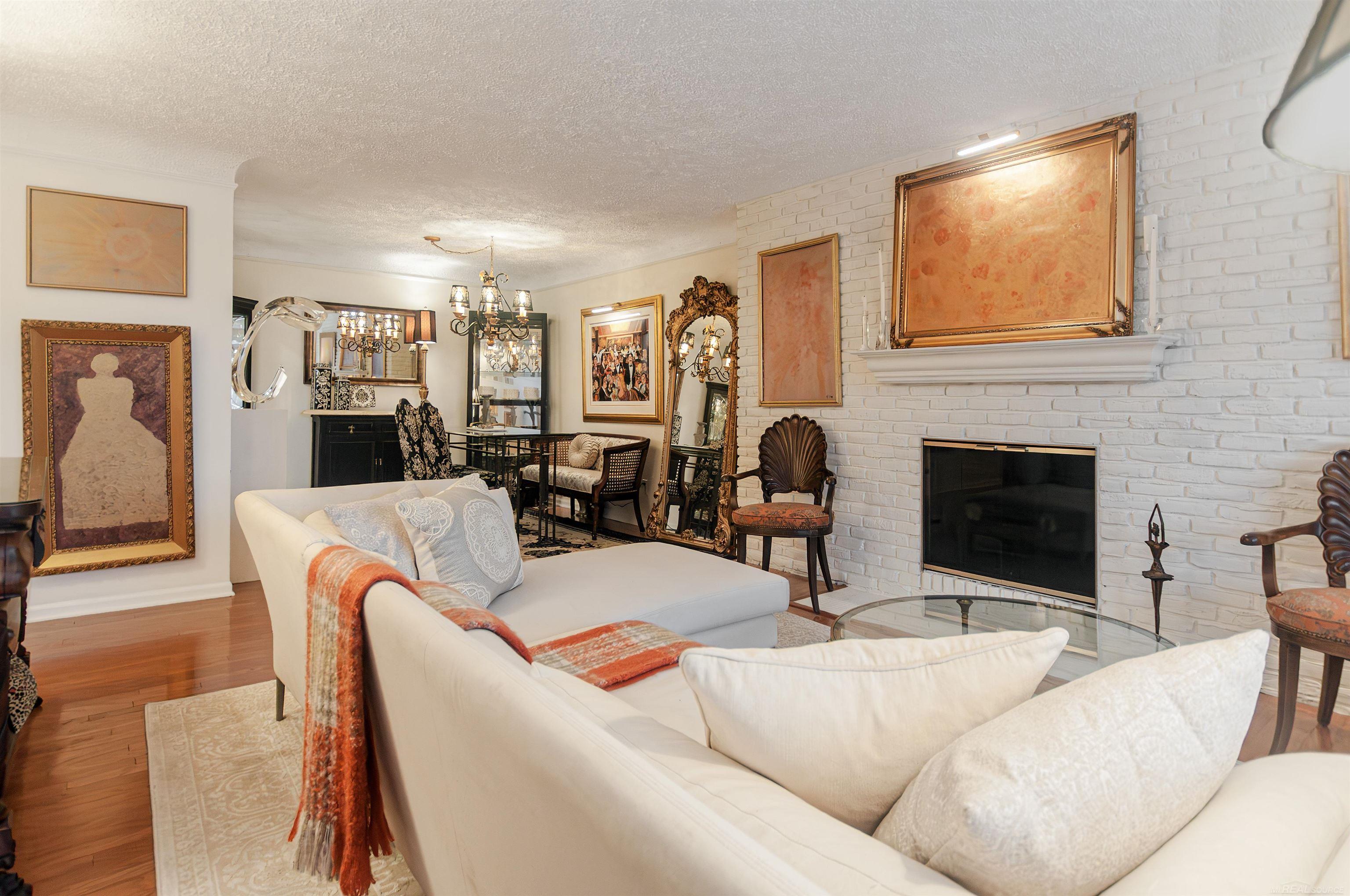 1750 Vernier Road, Unit 10 Grosse Pointe Woods, MI 48236 - Photo 21 of 34