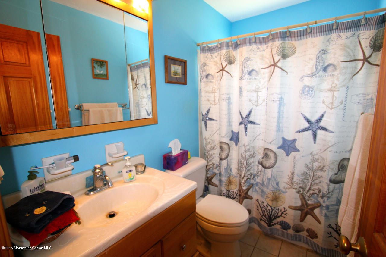 629 Marion Road Neptune Township, NJ 07753 - Photo 13 of 20 629 Marion12