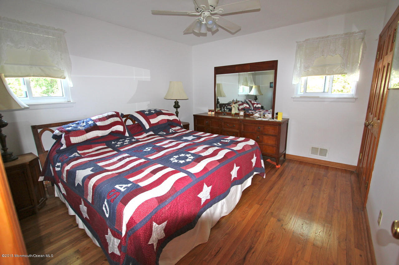 629 Marion Road Neptune Township, NJ 07753 - Photo 14 of 20 629 Marion13