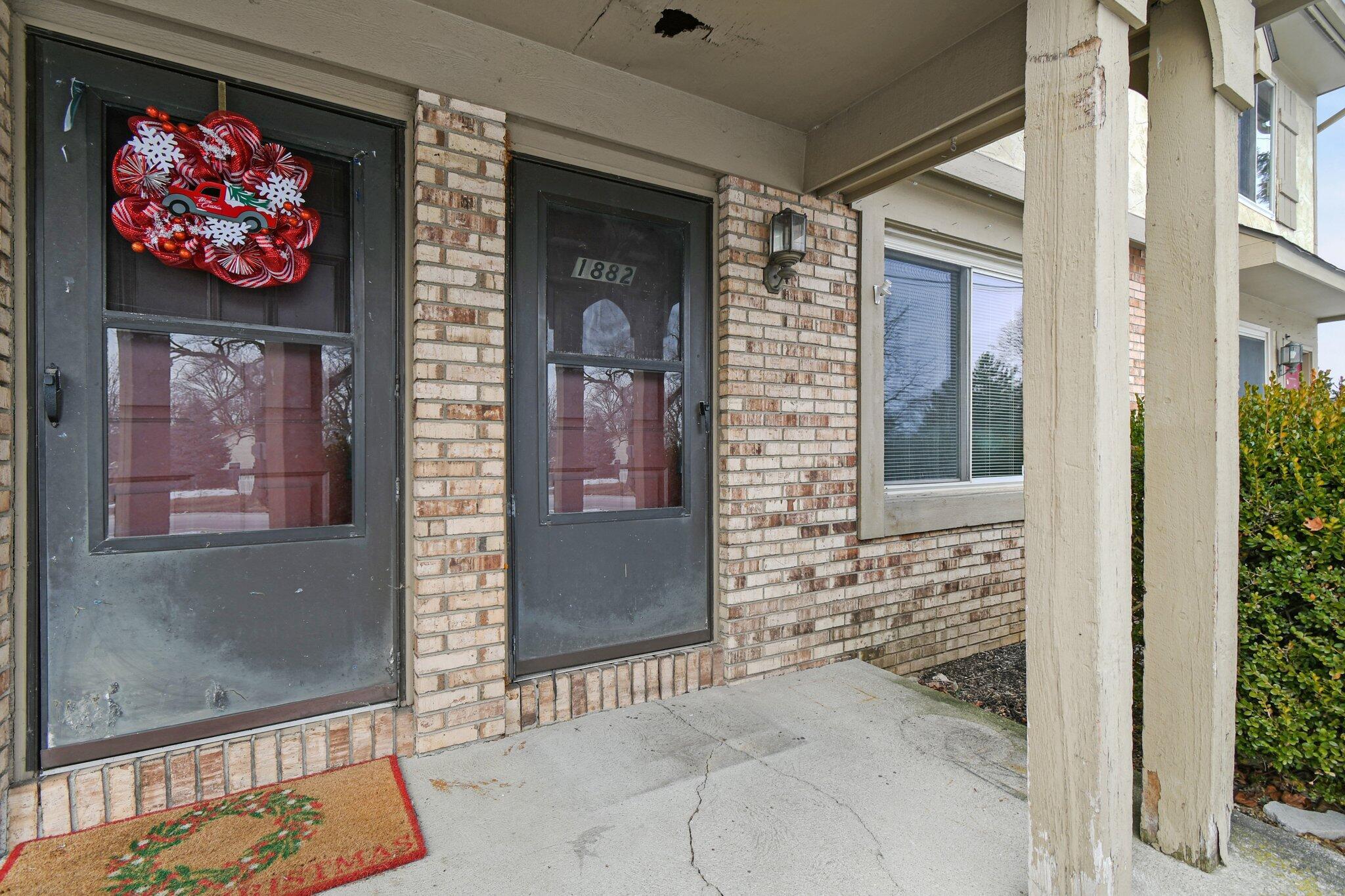 1882 Billingsley Road Columbus, OH 43235 - Photo 5 of 25 5-web-or-mls-1882-billingsley-rd