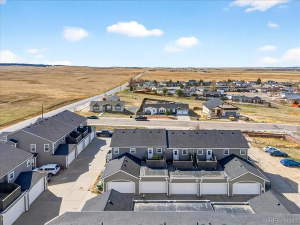 $325,000 | 645 Yuma Loop, Unit 103, Kiowa, CO 80117