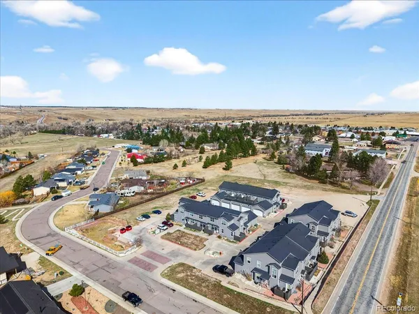 $325,000 | 645 Yuma Loop, Unit 103, Kiowa, CO 80117