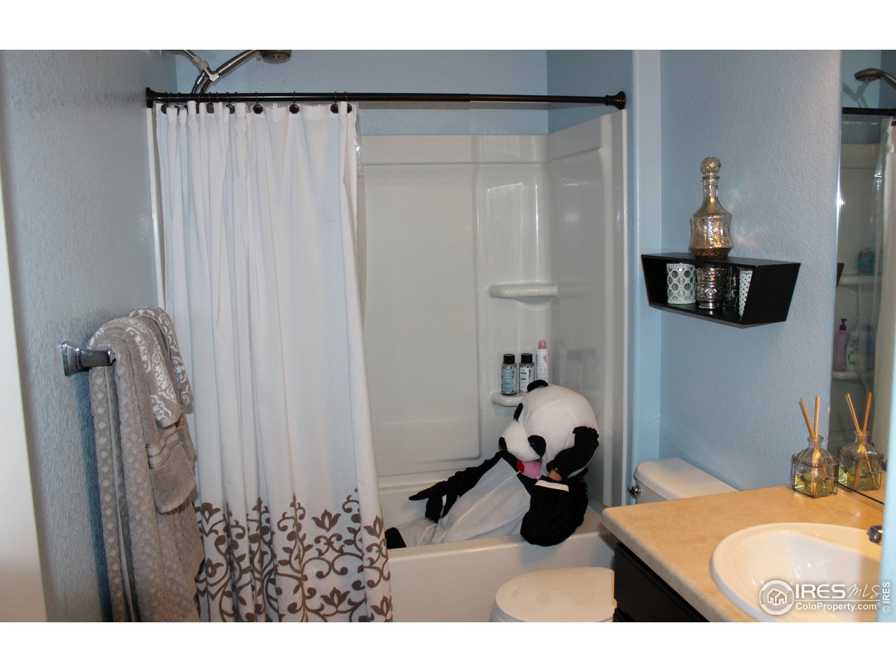 952 South Settlers Drive Milliken, CO 80543 - Photo 16 of 26 Full Bath