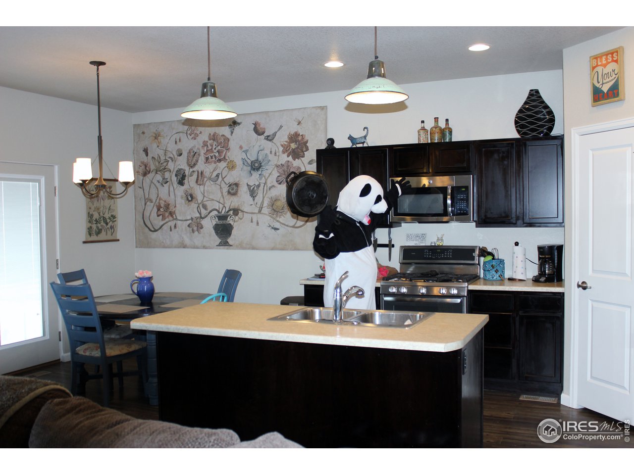 952 South Settlers Drive Milliken, CO 80543 - Photo 6 of 26 Center Island