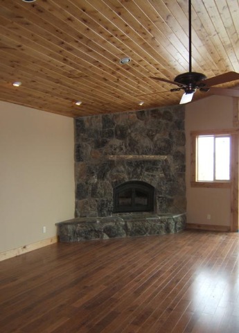 12755 Parsenn Road Truckee, CA 96161 - Photo 3 of 7 Gallery Image 3