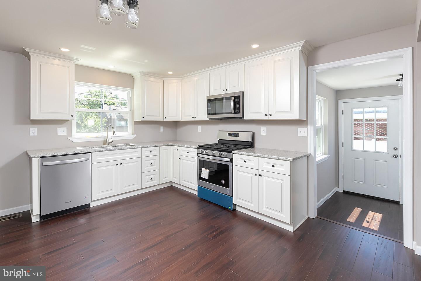 409 Sicklerville Road Williamstown, NJ 08094 - Photo 15 of 20 Kitchen, Completely renovated. New Cabinets,