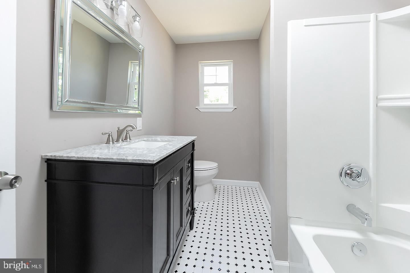 409 Sicklerville Road Williamstown, NJ 08094 - Photo 3 of 20 Completely Renovated Bathroom.