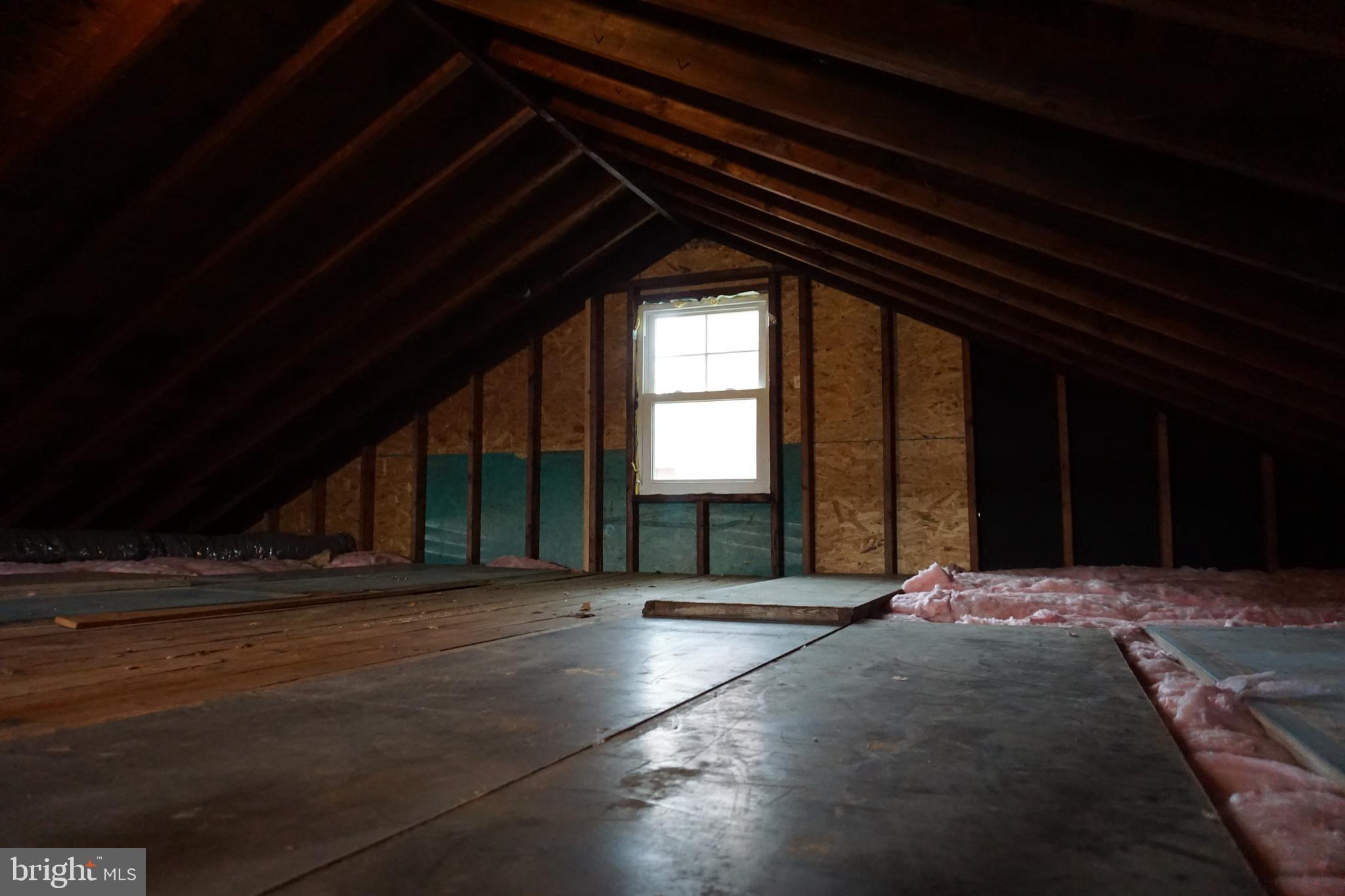 409 Sicklerville Road Williamstown, NJ 08094 - Photo 10 of 20 Florred Attic