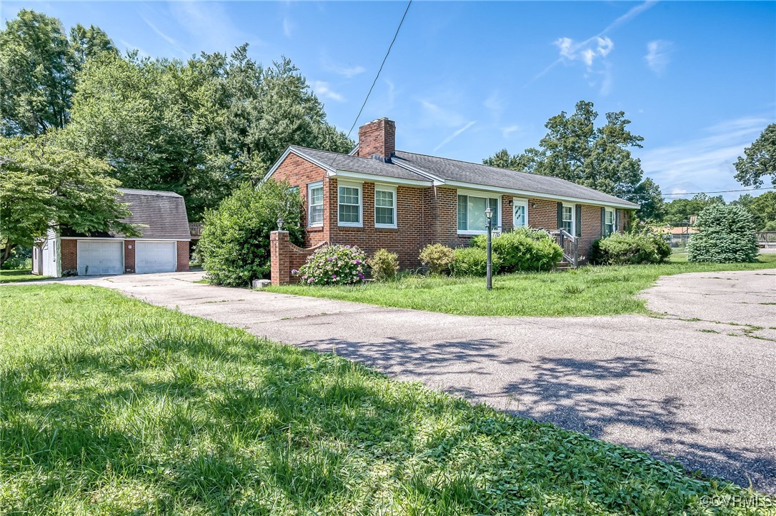7715 River Road Petersburg, VA 23803 - Photo 3 of 32 Gallery Image 3