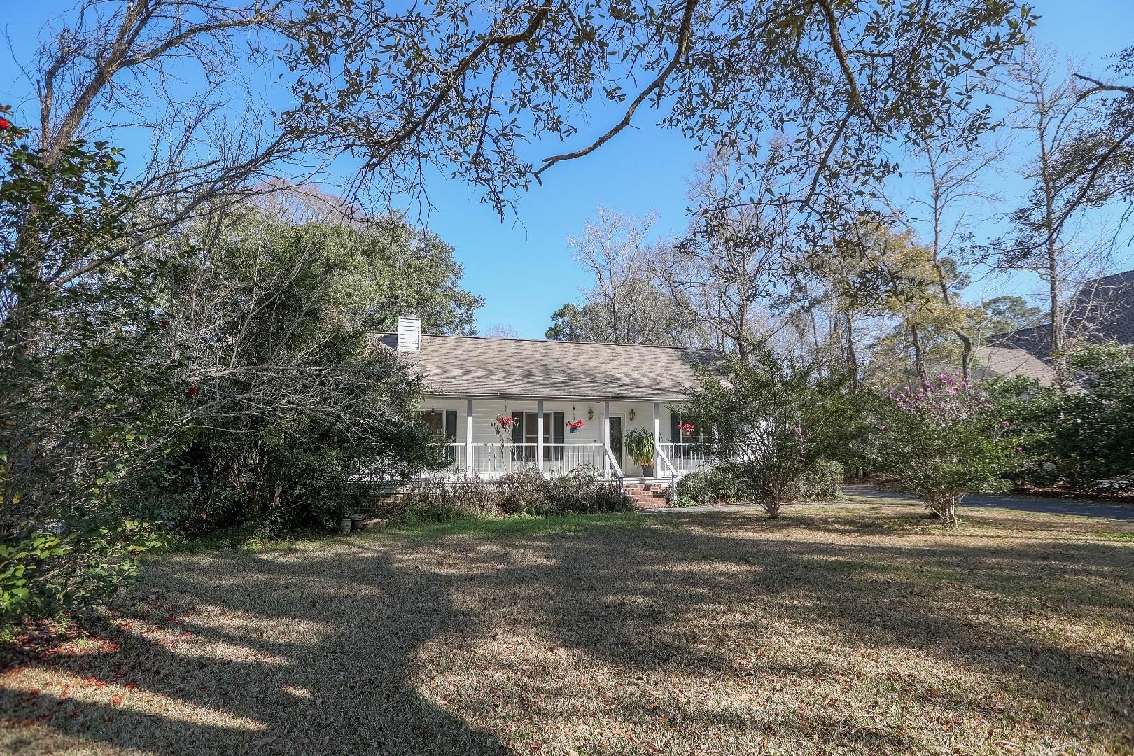 1740 Running Water Road Murrells Inlet, SC 29576 - Photo 4 of 10 Gallery Image 4