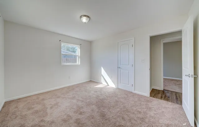 a view of empty room with window