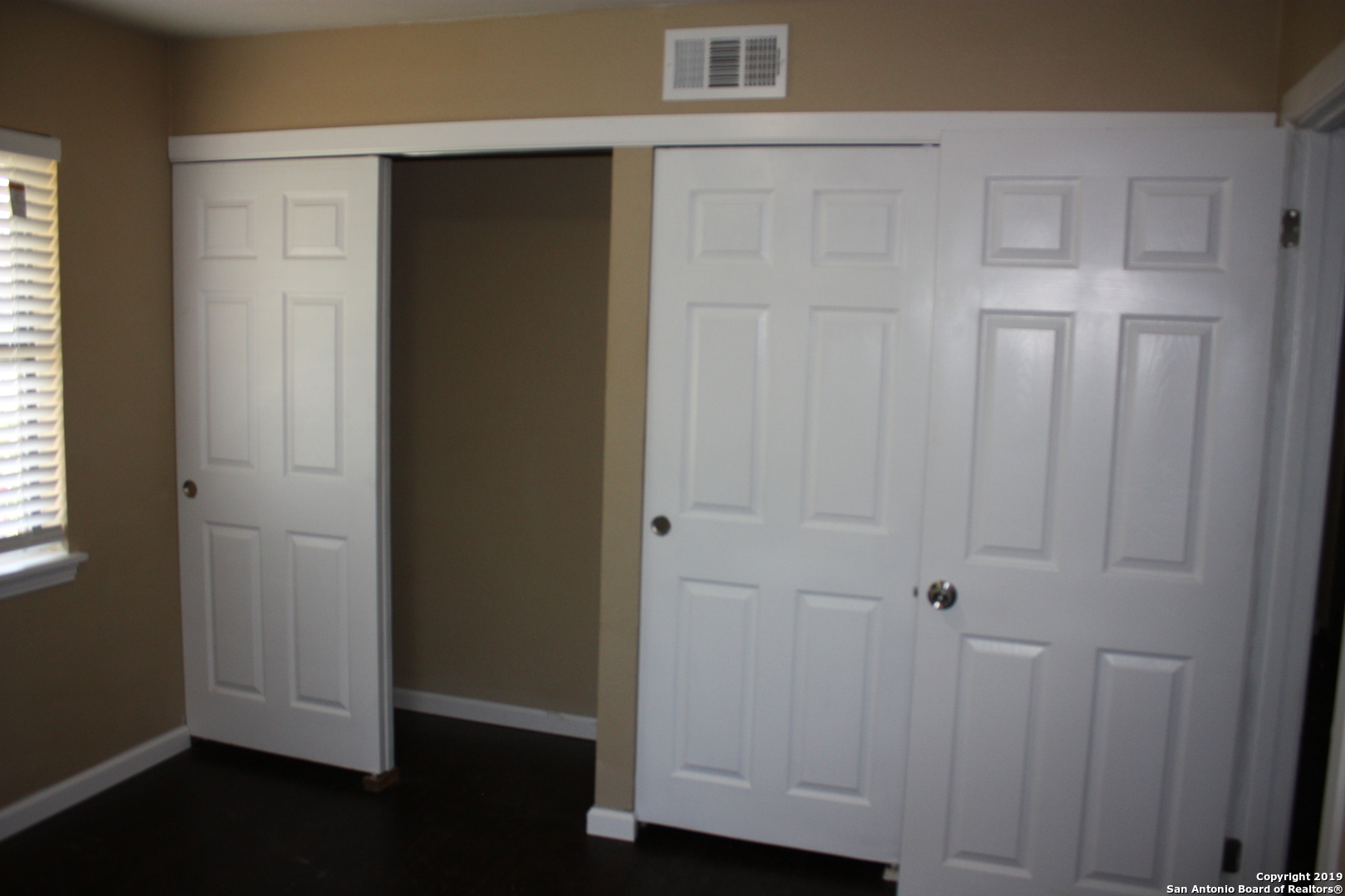 201 Zephyr Drive Windcrest, TX 78239 - Photo 9 of 12