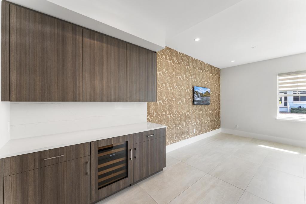 53 Southeast Seminole Street, Unit A Stuart, FL 34994 - Photo 22 of 75 17