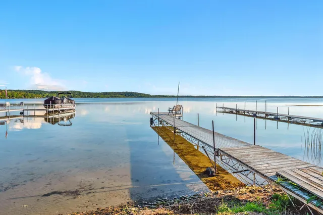 $439,900 | 48111 East Pine Lake Road, Gonvick, MN 56644