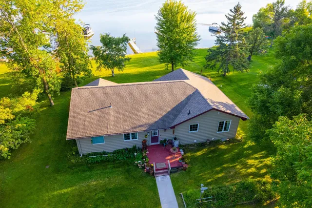 $439,900 | 48111 East Pine Lake Road, Gonvick, MN 56644