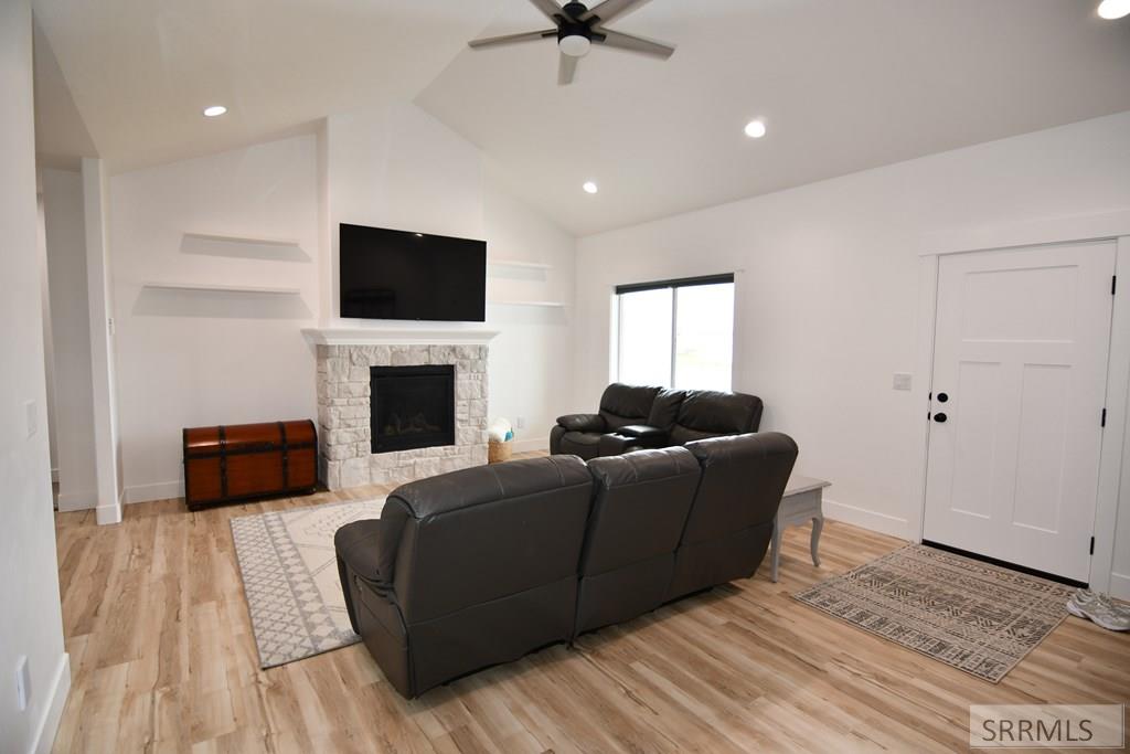 170 North 4046 East Rigby, ID 83442 - Photo 5 of 56 Living Room