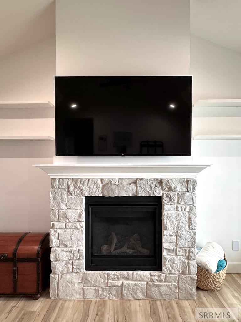 170 North 4046 East Rigby, ID 83442 - Photo 6 of 56 Living Room