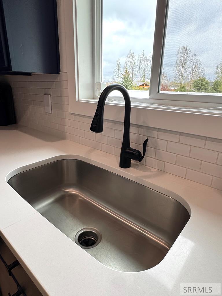 170 North 4046 East Rigby, ID 83442 - Photo 10 of 56 Kitchen