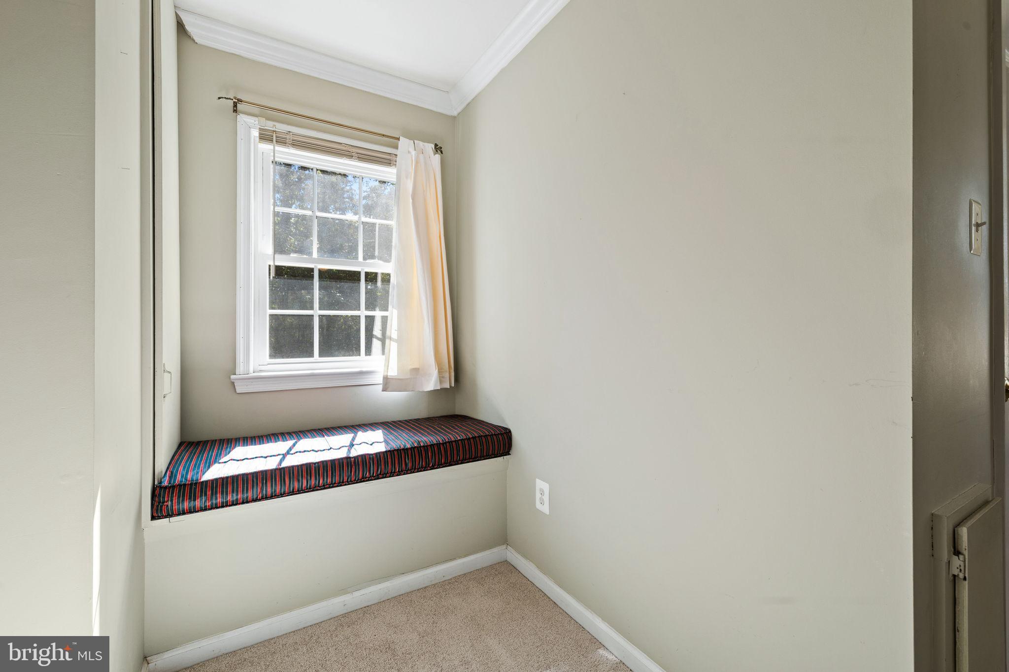 6397 Tazewell Street Warrenton, VA 20187 - Photo 21 of 41 Cozy nook with natural light and charm.
