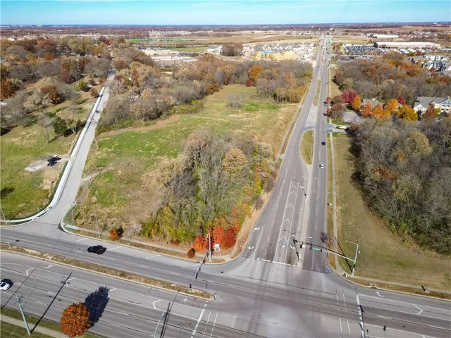 $2,000,000 | 8500 North Baughman Road, Kansas City, MO 64154