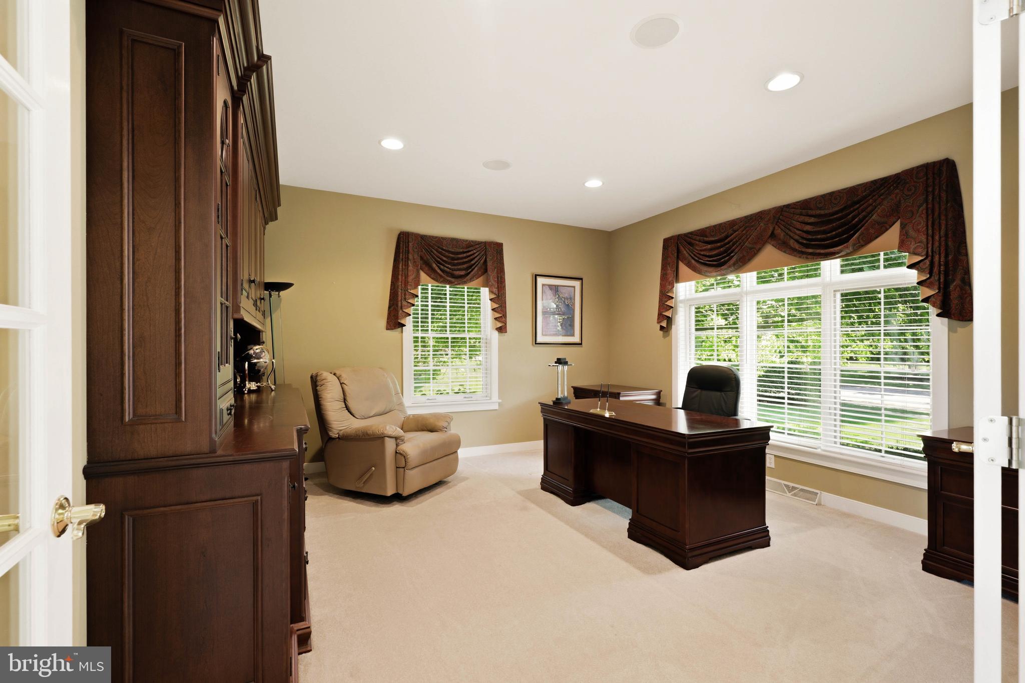 367 Millpond Drive Lititz, PA 17543 - Photo 6 of 65 Office