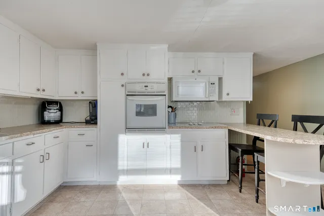 $320,000 | 925 Windham Road, Windham, CT 06266