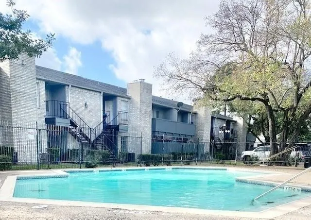 $800 | 9700 Leawood Boulevard, Unit 816, Houston, TX 77099