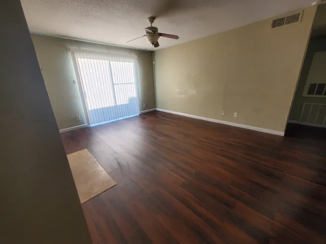 $800 | 9700 Leawood Boulevard, Unit 816, Houston, TX 77099