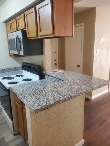 $800 | 9700 Leawood Boulevard, Unit 816, Houston, TX 77099