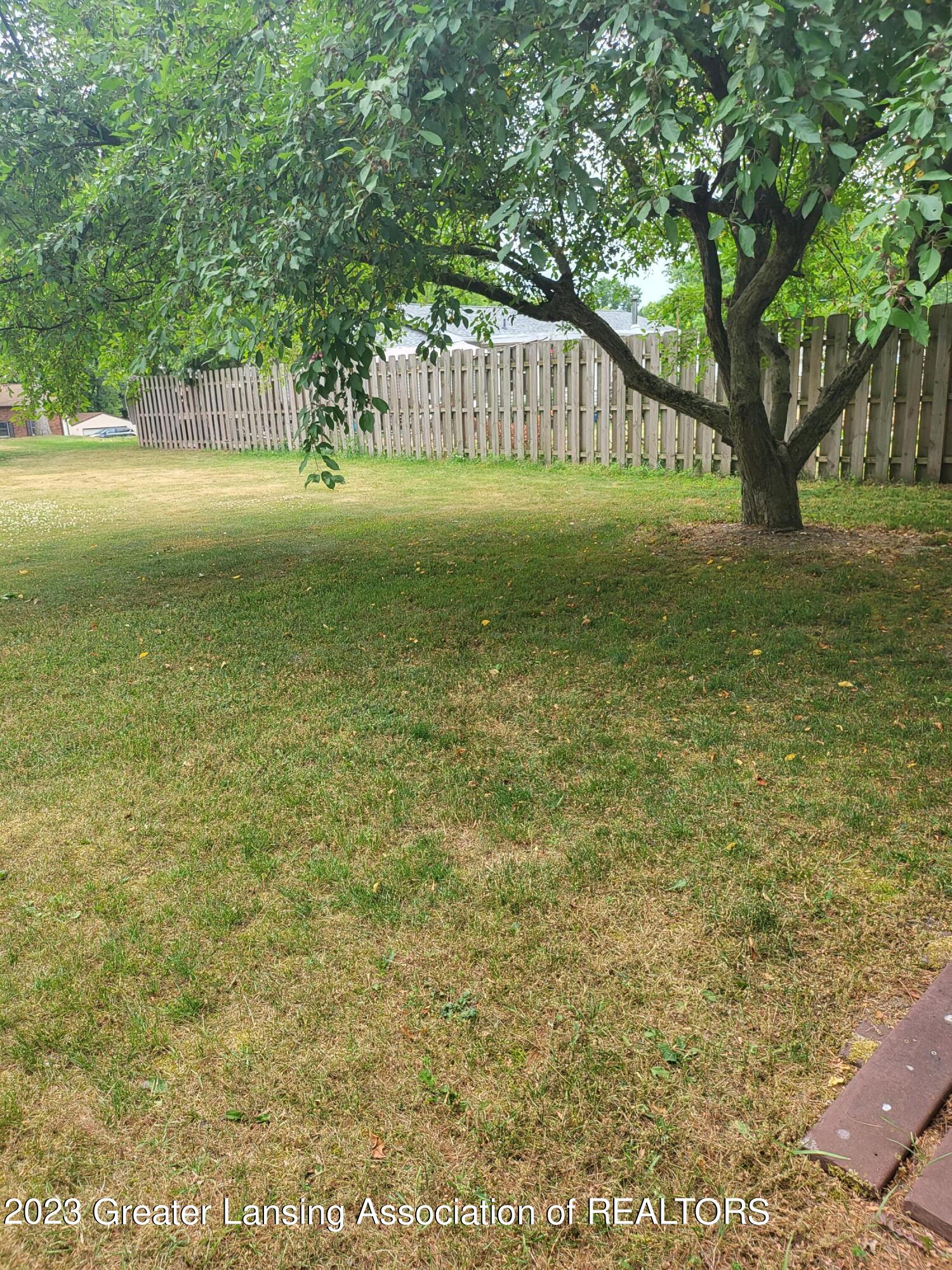 11325 Nixon Road Grand Ledge, MI 48837 - Photo 30 of 31 20230623_115526