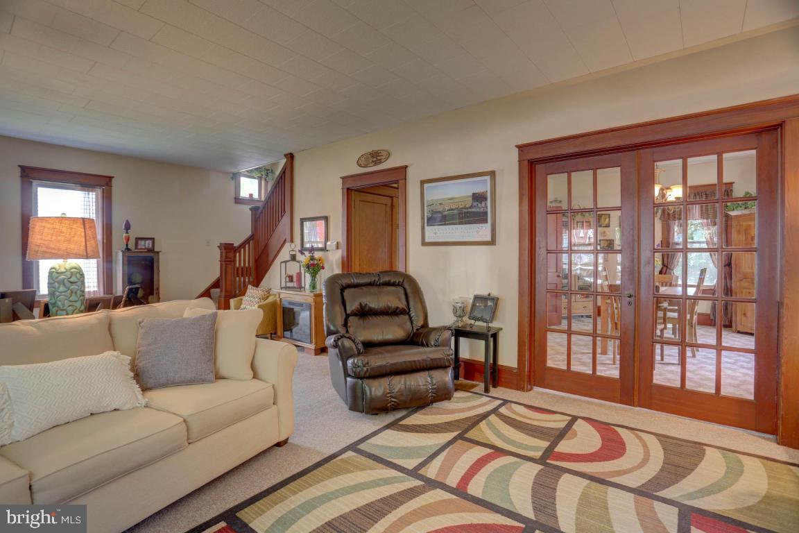 38 East Center Street Lititz, PA 17543 - Photo 14 of 39
