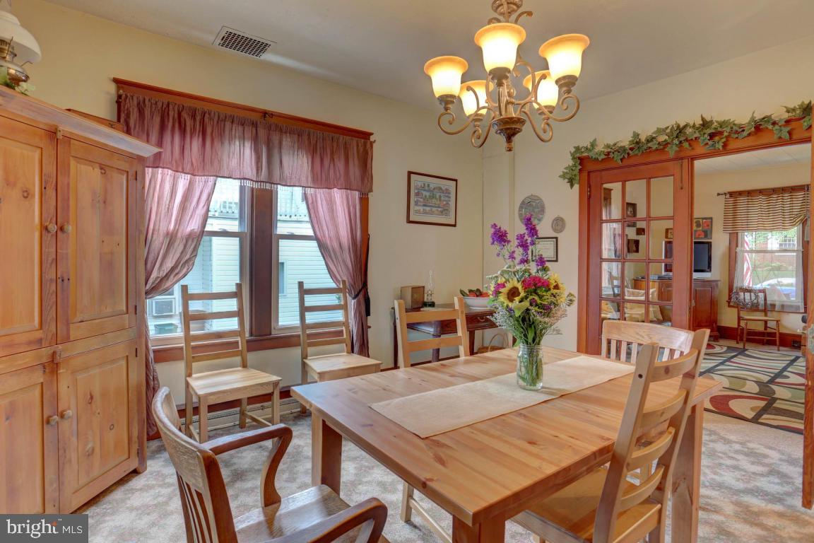 38 East Center Street Lititz, PA 17543 - Photo 22 of 39