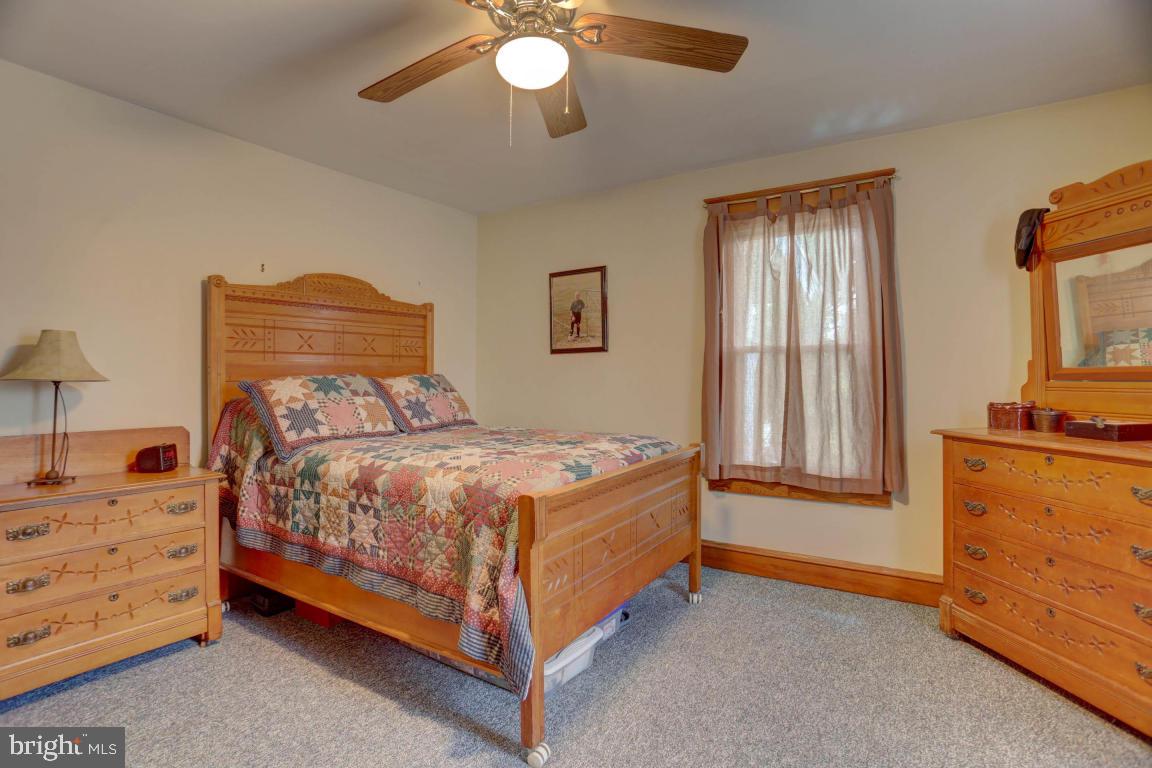 38 East Center Street Lititz, PA 17543 - Photo 31 of 39