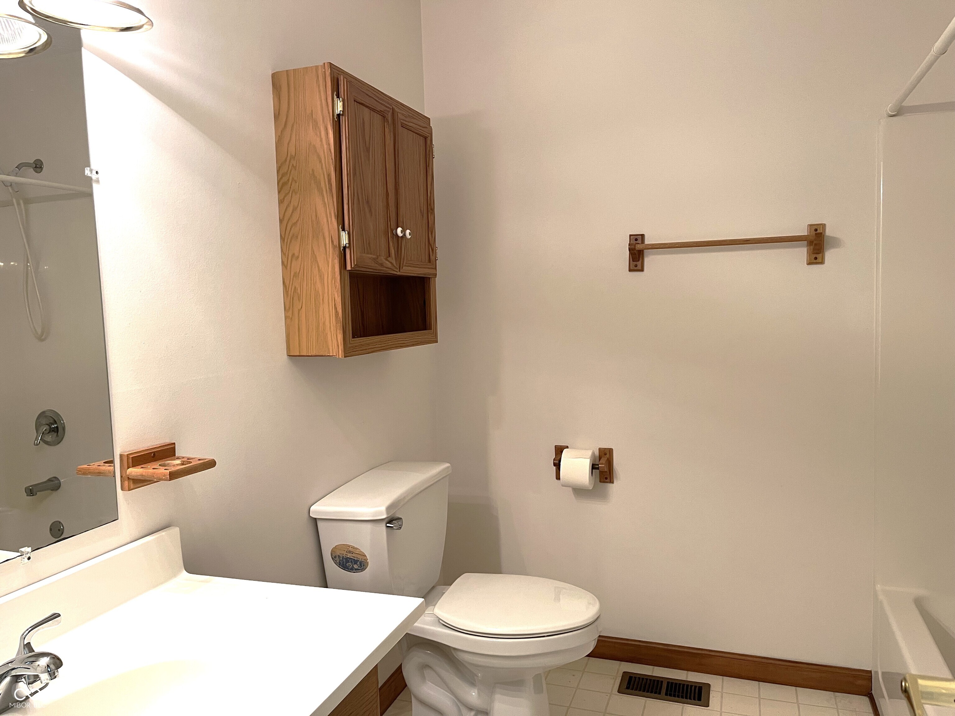 2010 Declaration Drive Greenfield, IN 46140 - Photo 13 of 20