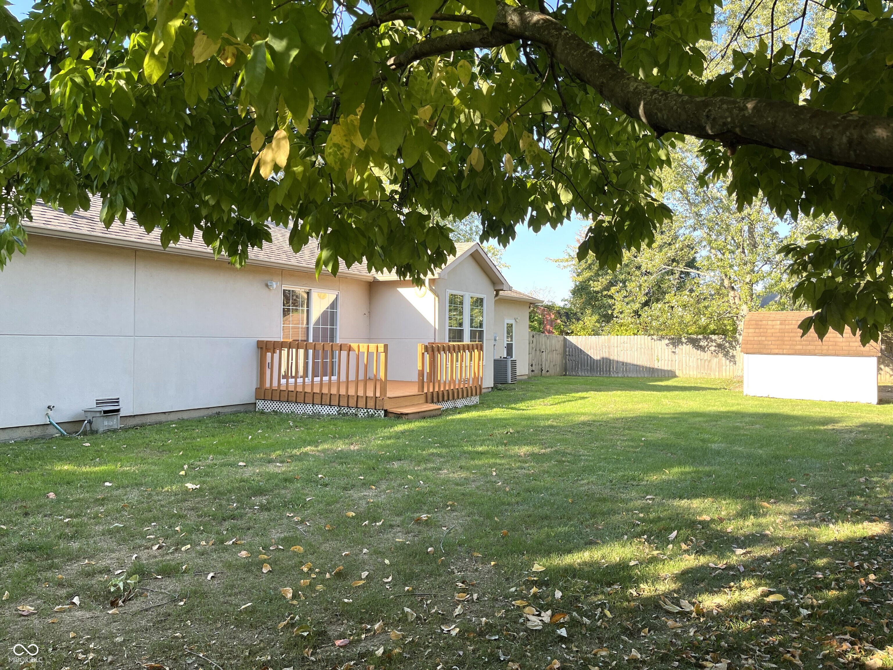 2010 Declaration Drive Greenfield, IN 46140 - Photo 2 of 20