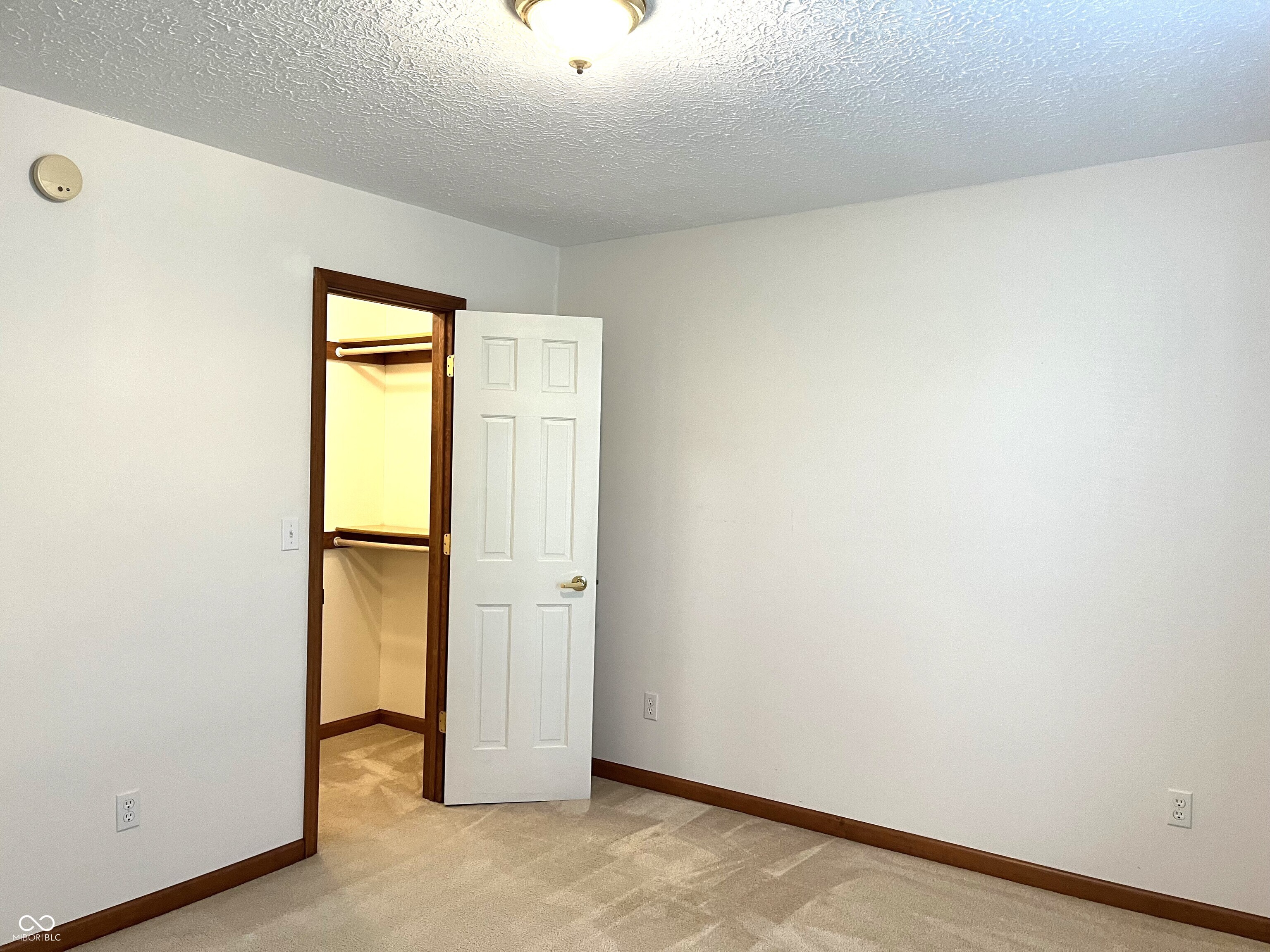 2010 Declaration Drive Greenfield, IN 46140 - Photo 9 of 20