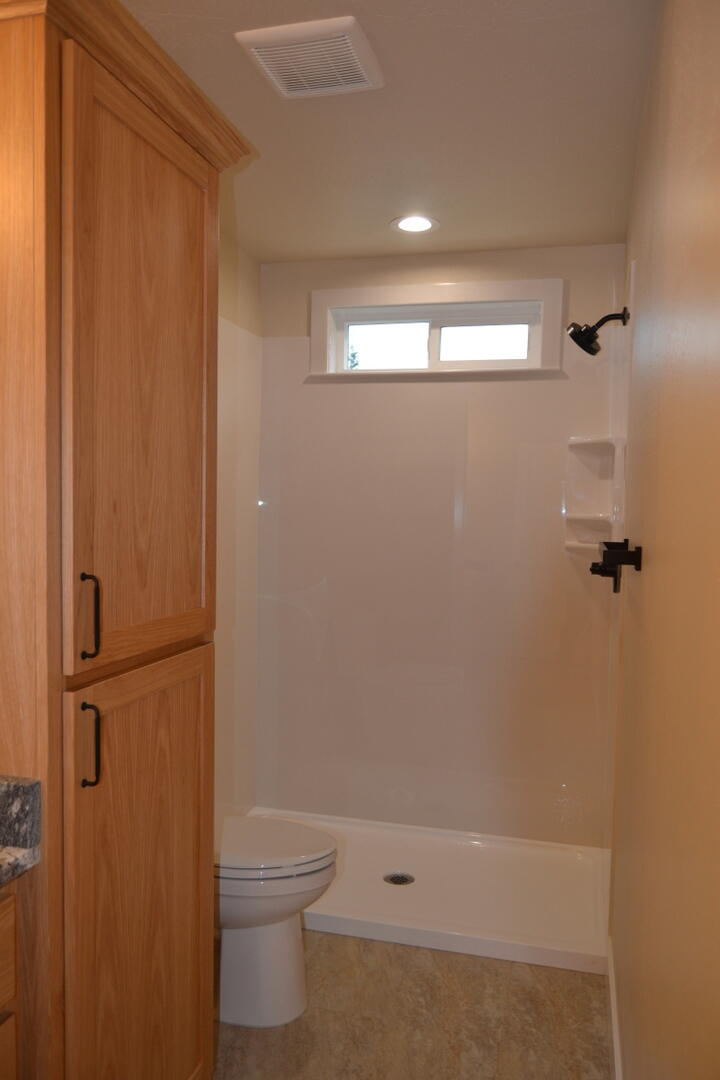 195 Southwest Rock Gulch Road Grants Pass, OR 97527 - Photo 20 of 28