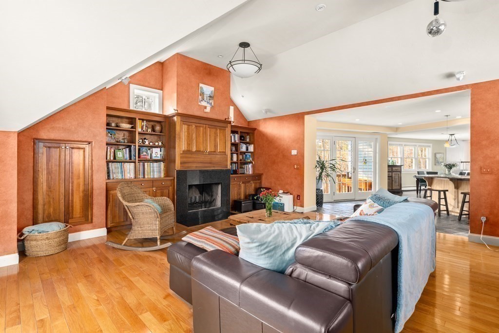 8 Barney Hill Road Wayland, MA 01778 - Photo 13 of 41 Gallery Image 13