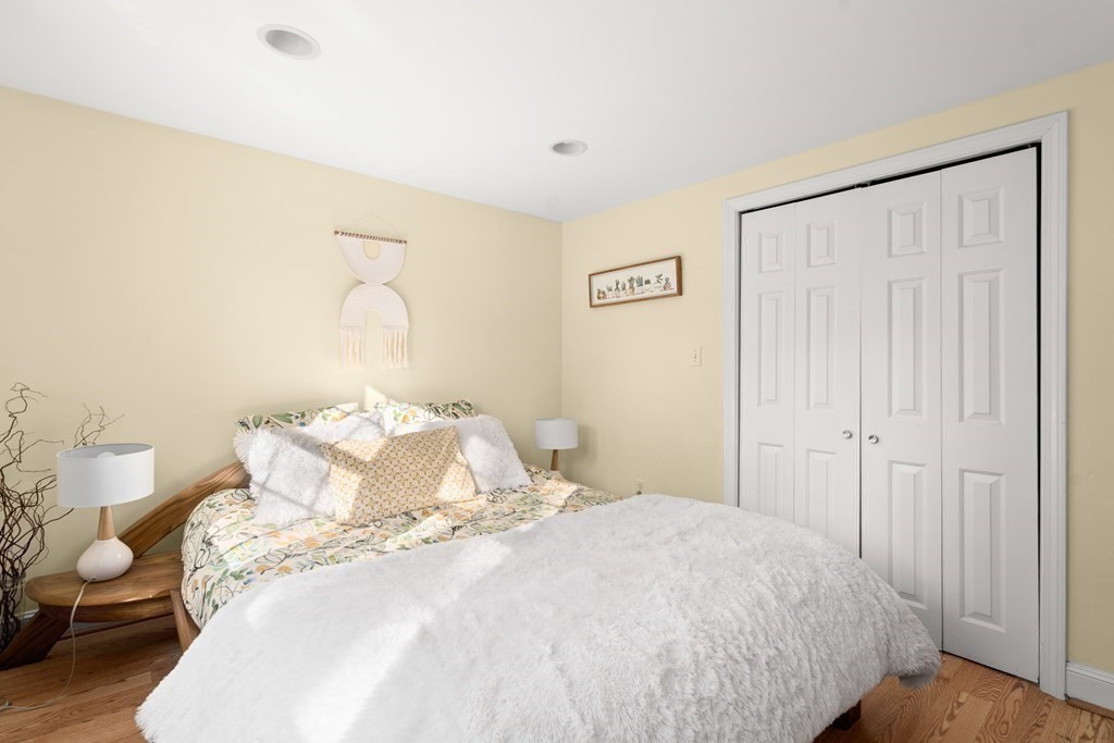 8 Barney Hill Road Wayland, MA 01778 - Photo 25 of 41 Gallery Image 25