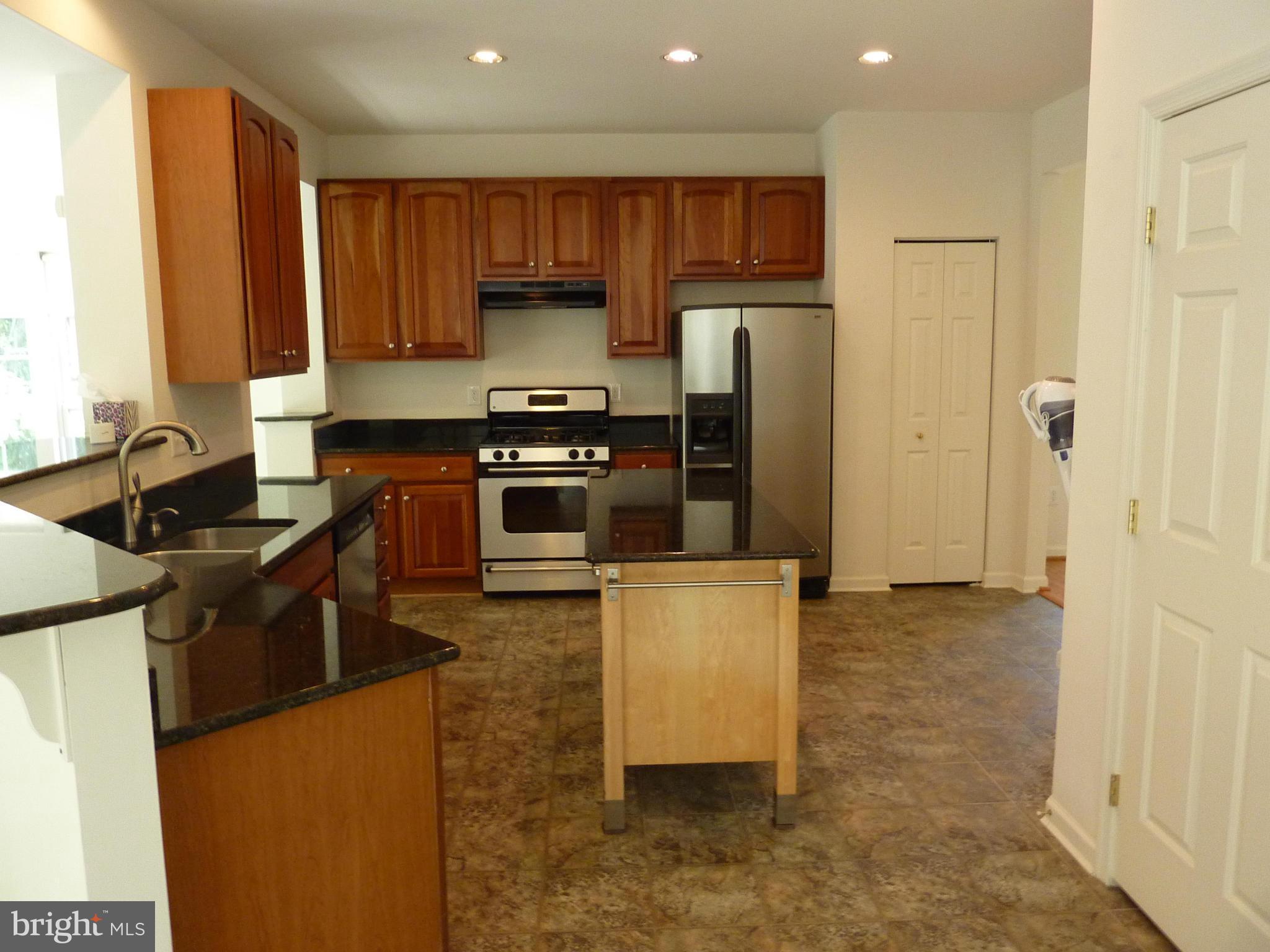 7721 Rotherham Drive Hanover, MD 21076 - Photo 8 of 30 Kitchen