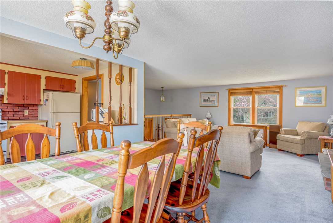 46 Indian Hill Road Tiverton, RI 02878 - Photo 5 of 21 Gallery Image 5