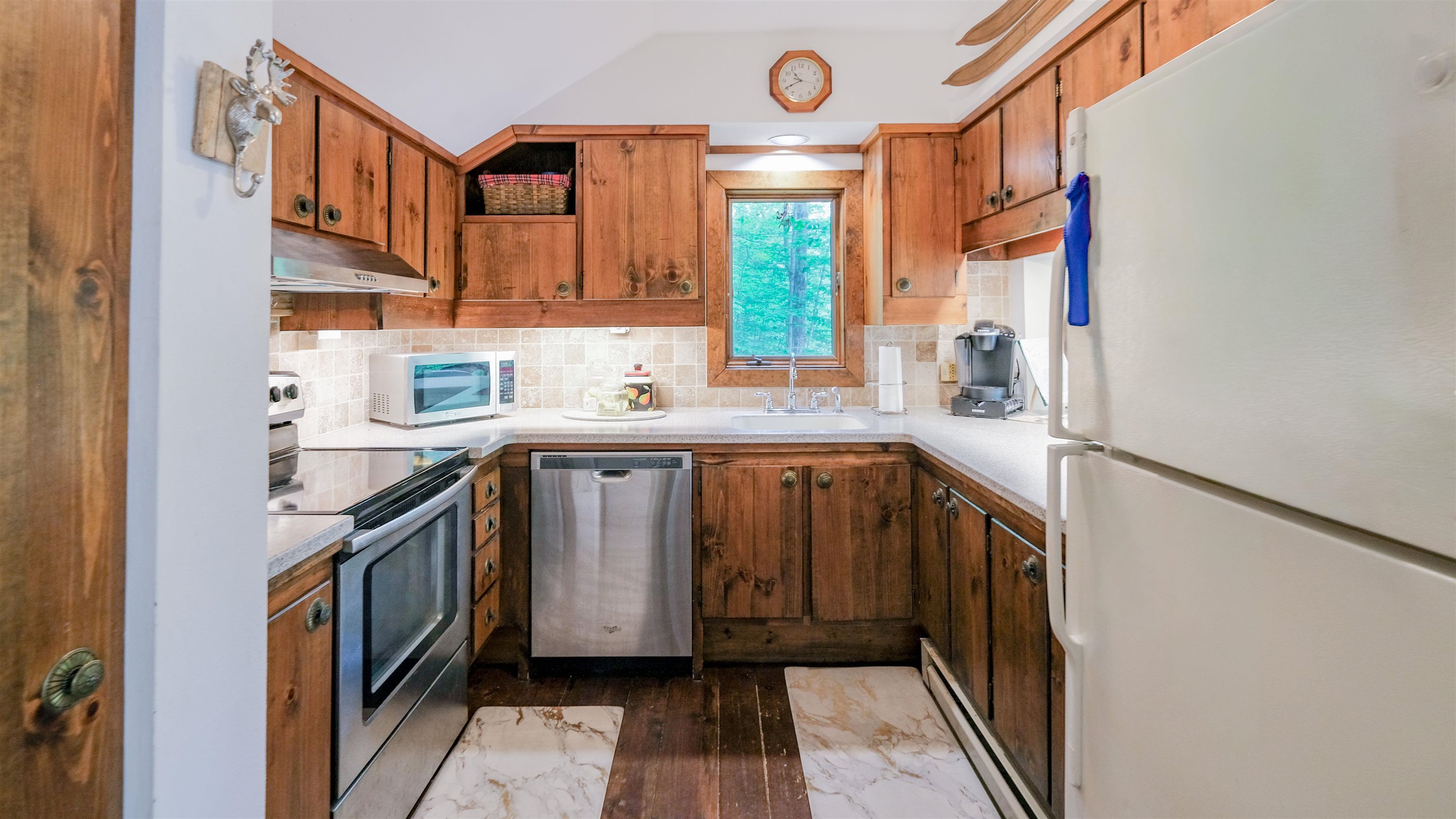 366 Crimson Hawk Road, Unit S124 Plymouth, VT 05056 - Photo 19 of 52