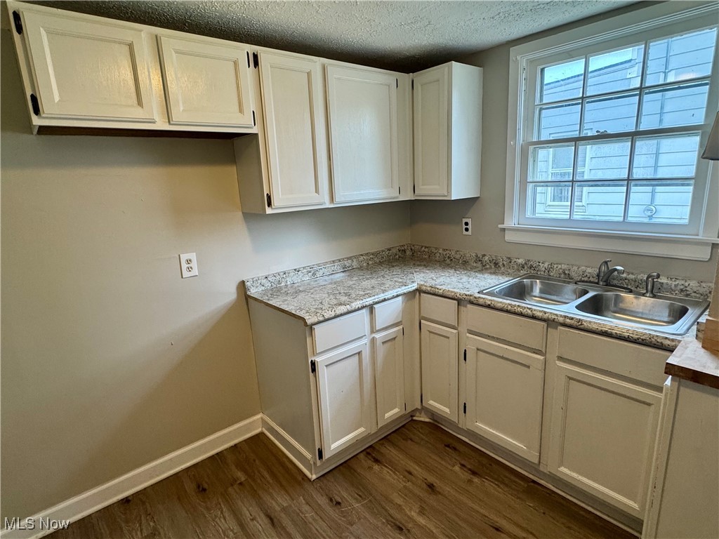3207 Livingston Road Cleveland, OH 44120 - Photo 16 of 22 Gallery Image 16