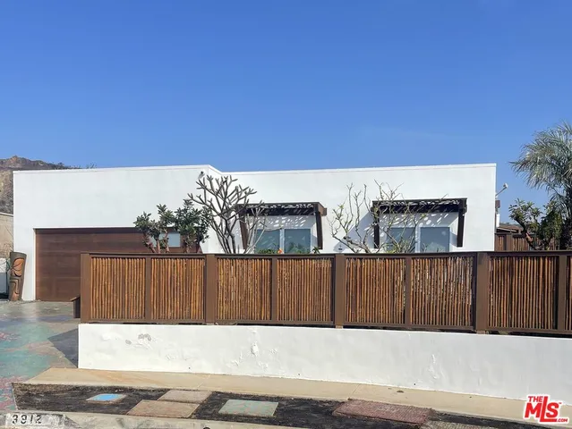 $4,300,000 | 3912 Spray Lane, Malibu, CA 90265