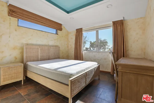 $4,300,000 | 3912 Spray Lane, Malibu, CA 90265