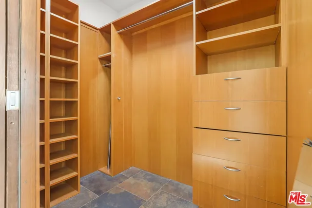 $4,300,000 | 3912 Spray Lane, Malibu, CA 90265