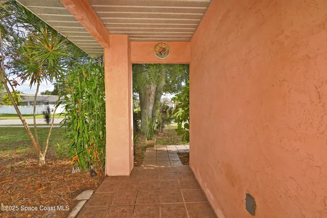 a view of a entryway door of the house