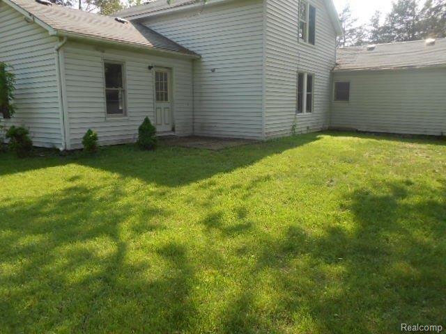 6453 Tucker Road Holly, MI 48442 - Photo 23 of 25 DSCN3507.jpg