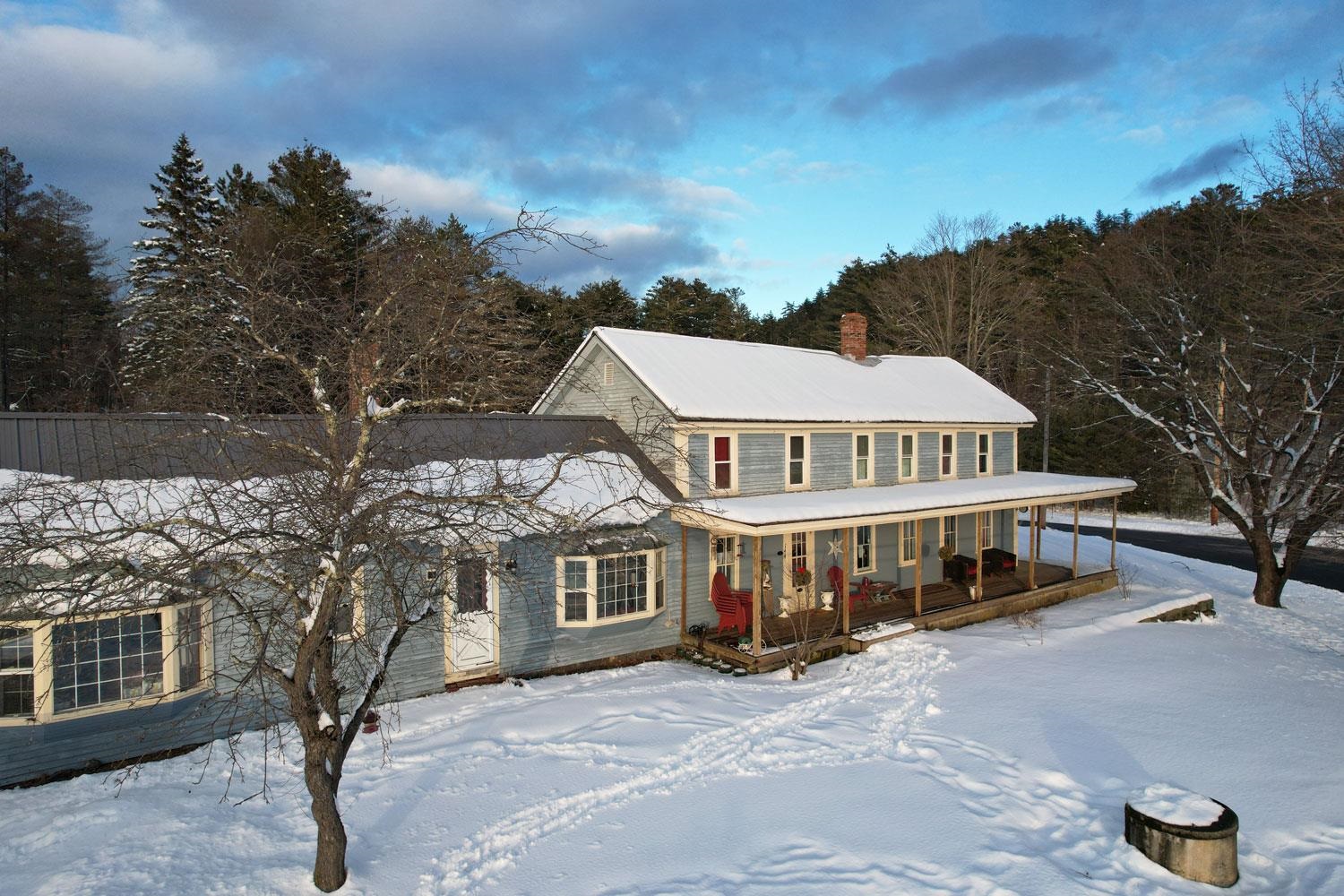 144 Walker Road Alexandria, NH 03222 - Photo 2 of 35