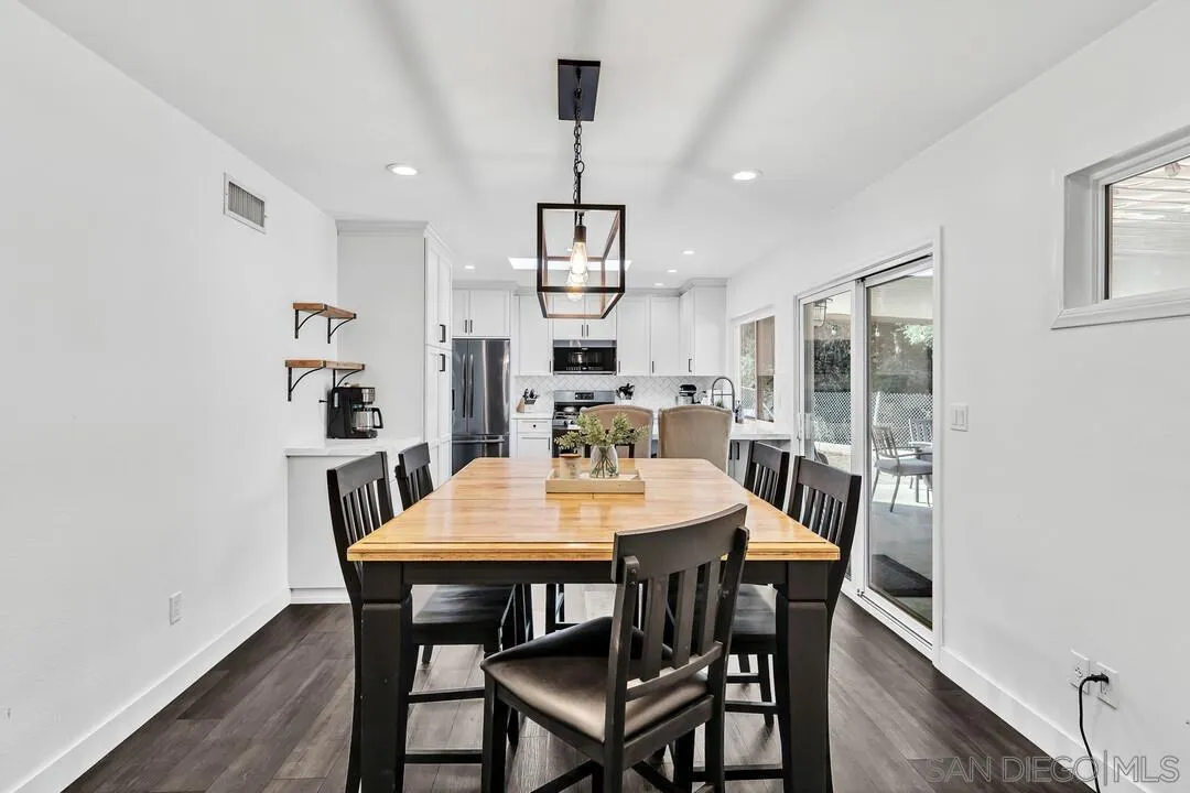 13234 West Lakeview Road Lakeside, CA 92040 - Photo 11 of 49 Gallery Image 11